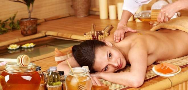Применение меда в бане для здоровья и красоты